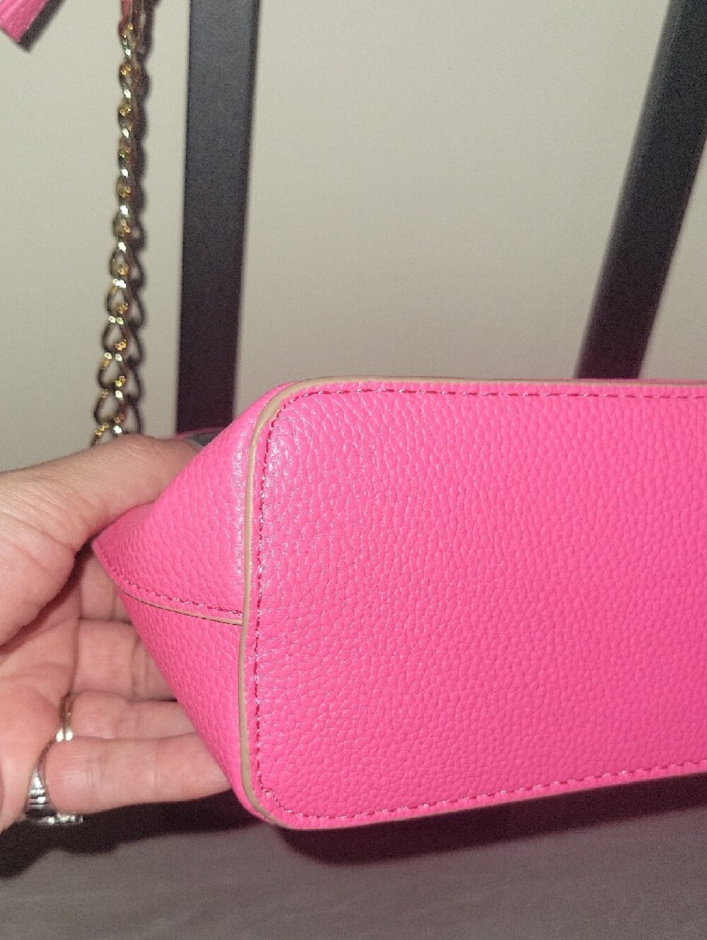 Nanette Lepore Hot Pink Pebbled Crossbody with Gold Chain - Picture 5 of 12